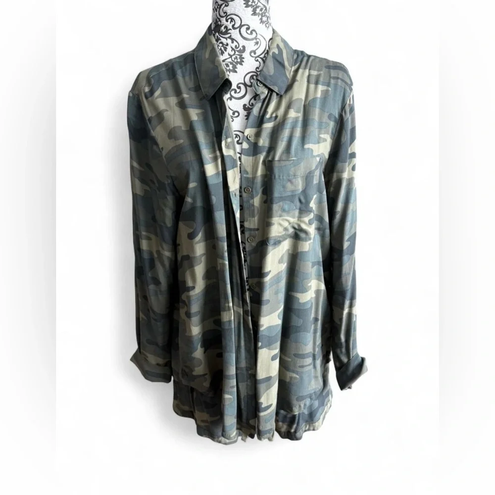 Z Supply Camo Matching Set 🌿 (Top M / Shorts L) - Picture 3 of 9